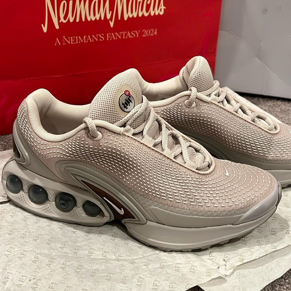 Nike Air Max DN Perfect Conditions